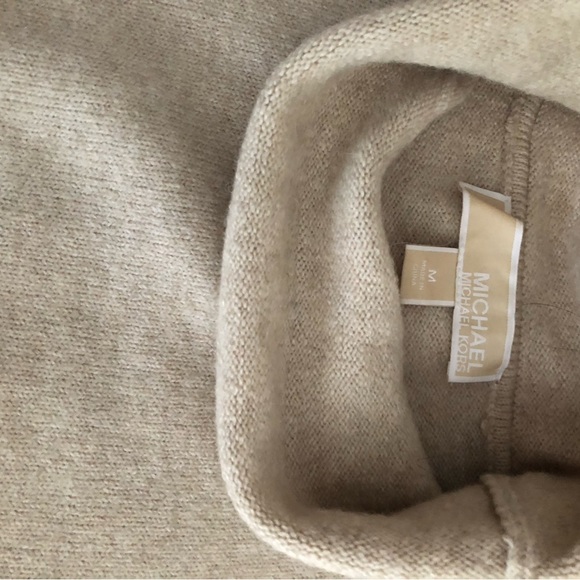 Michael Kors cowl neck sweater. - Picture 4 of 5